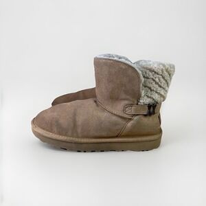 UGG Australia Adria Size 7